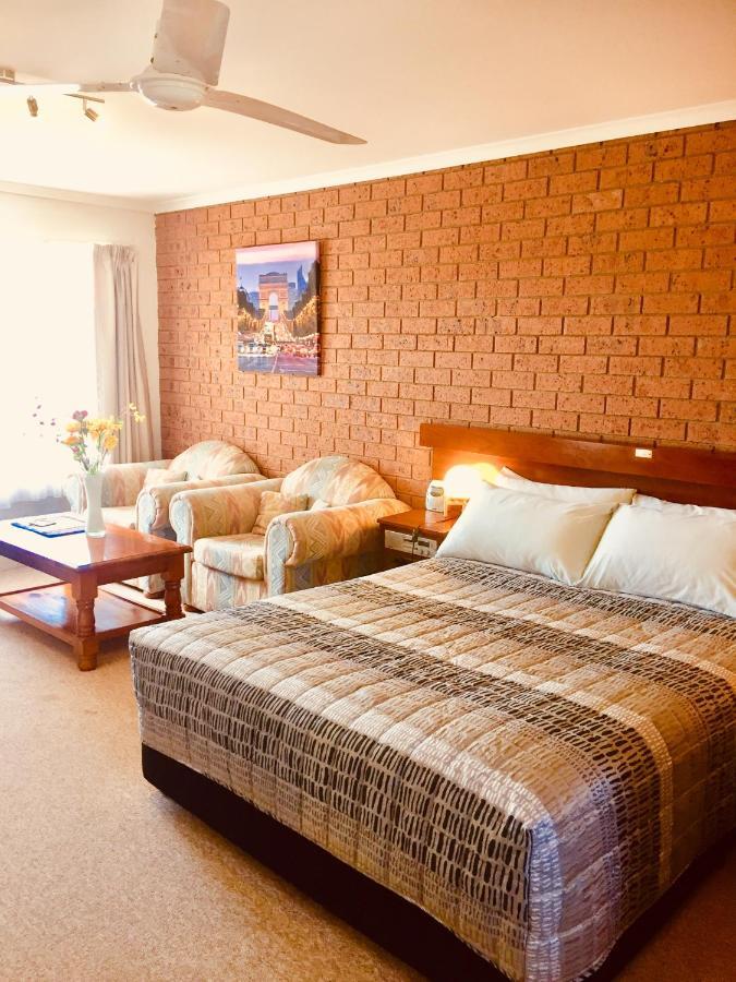 Colonial Motor Inn Pambula Εξωτερικό φωτογραφία